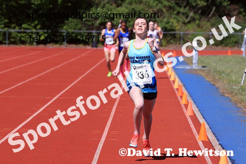 Girls under-15s 800 metres, 2025 North Eastern Track and Field Champs., Shildon, County Durham. Photo: David T. Hewitson/Sports for All Pics